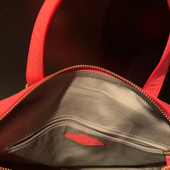 Fossil Handbag and Wallet - Picture 2 of 4